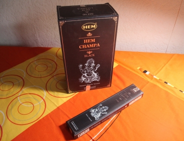 HEM Champa Black Masala Räucherstäbchen - Mystischer Blumenduft 15g