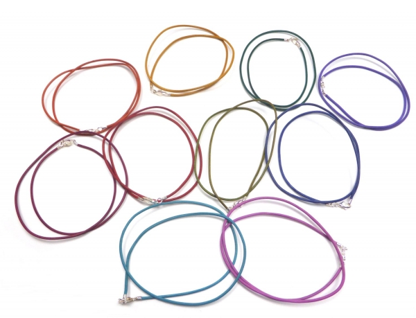 Lederband aus Ziegenleder (bunt) mit Verschluß 45cm