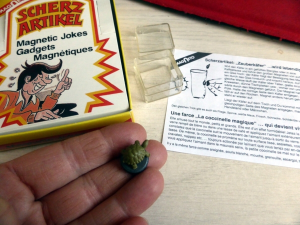 Nostalgie Spielzeug MAGNET Krabbeltiere Schildkröte