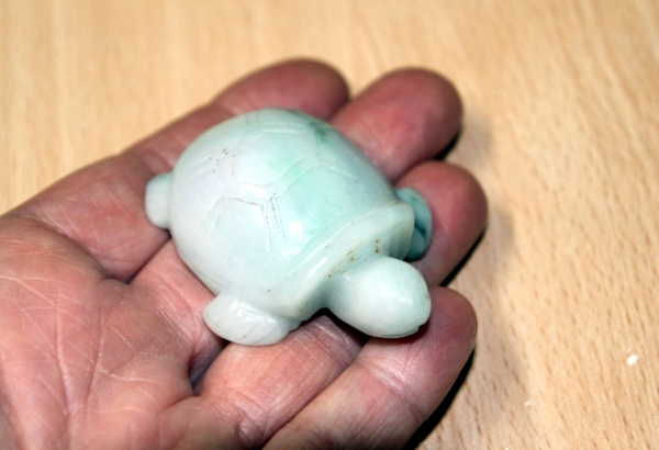 Schildkröte in Top Polierung aus burmesischem Jadeit ( Jade ) ca. 55 x 44 mm