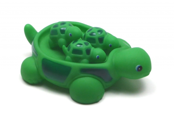 Bade Set Schildkröte "Amanda" mit drei Babys (grün/dunkelgrün)