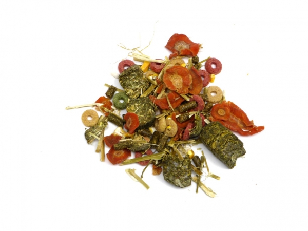 Luzernewürfel  mit Karotte 400g (Rosenlöcher)