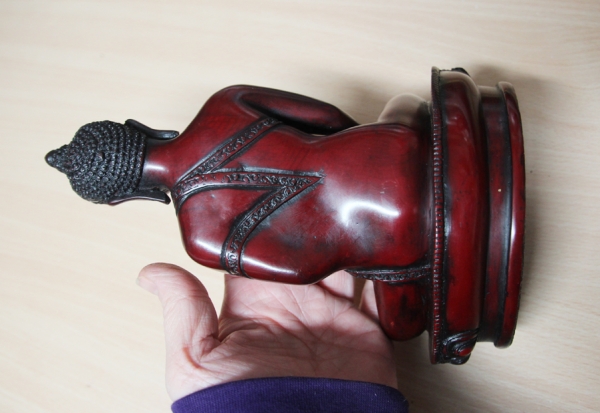 Buddha Shakyamuni rot 24cm